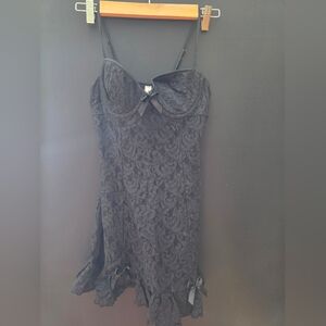 Elegant Black Lace Lingerie